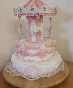 Dummy cake Torta scenografica carillon giostra